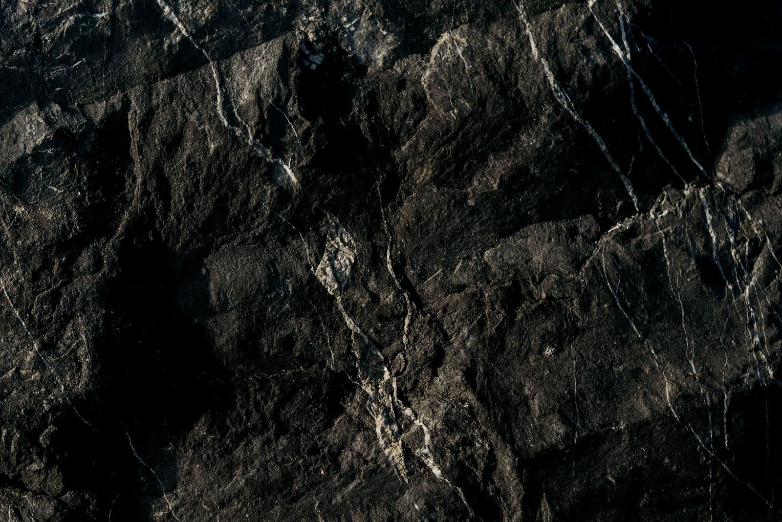 Flamed granite
